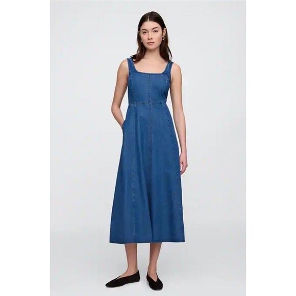 Gap Dress Petite Medium PM Square Neck Midi Sleeveless Denim Smocked Back - Picture 1 of 7